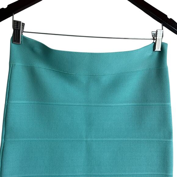 BCBGMaxazria Mini Skirt Women L Simone Bandage High Waist Stretch Y2K Clubwear - Picture 2 of 7